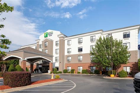 holiday inn express in roanoke rapids nc